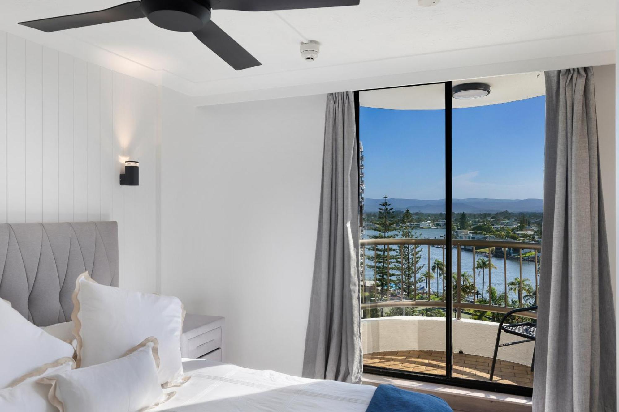 Apartment Surfers Paradise Entire Gold Coast