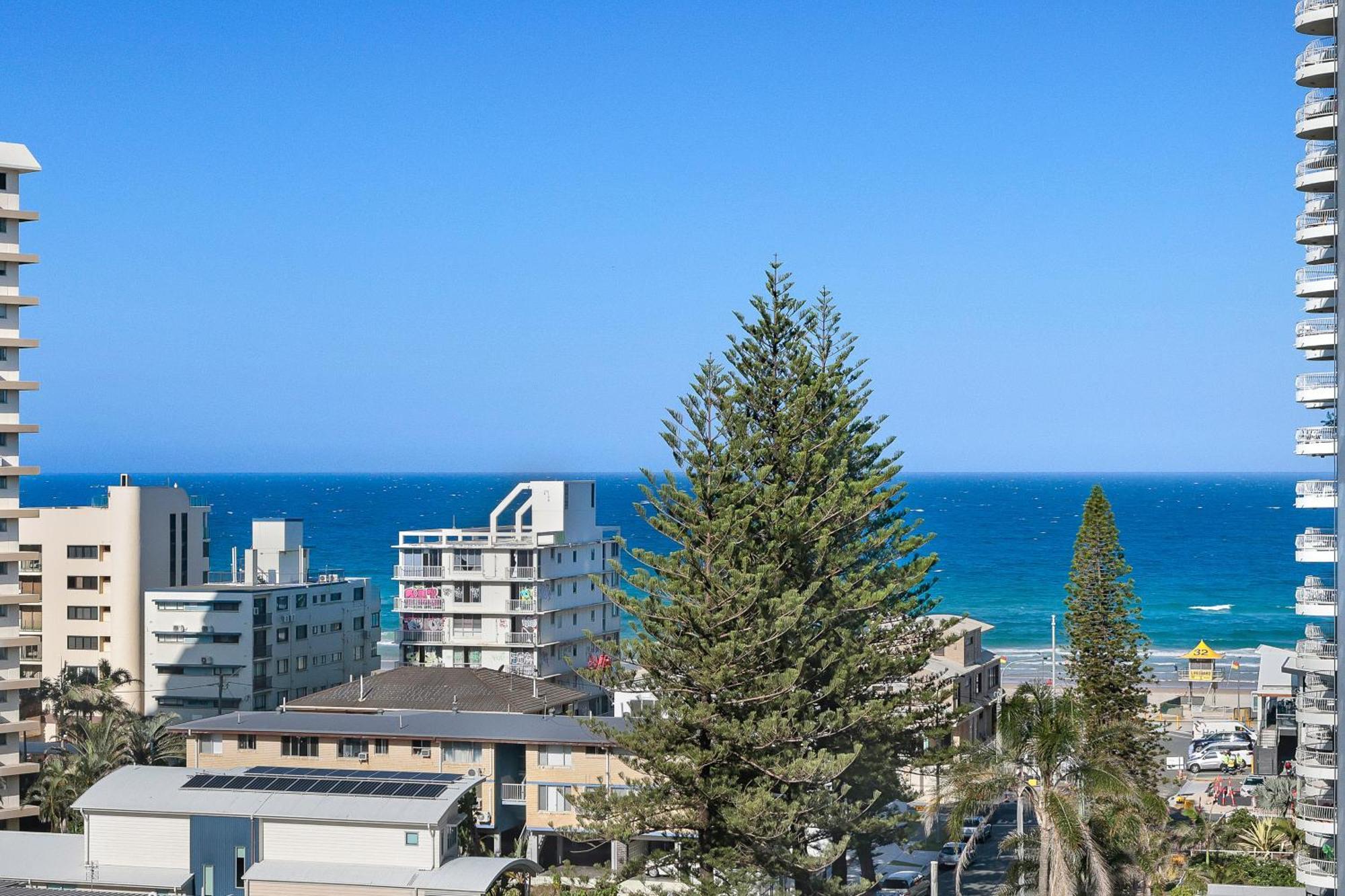 Surfers Paradise Entire Apartment *