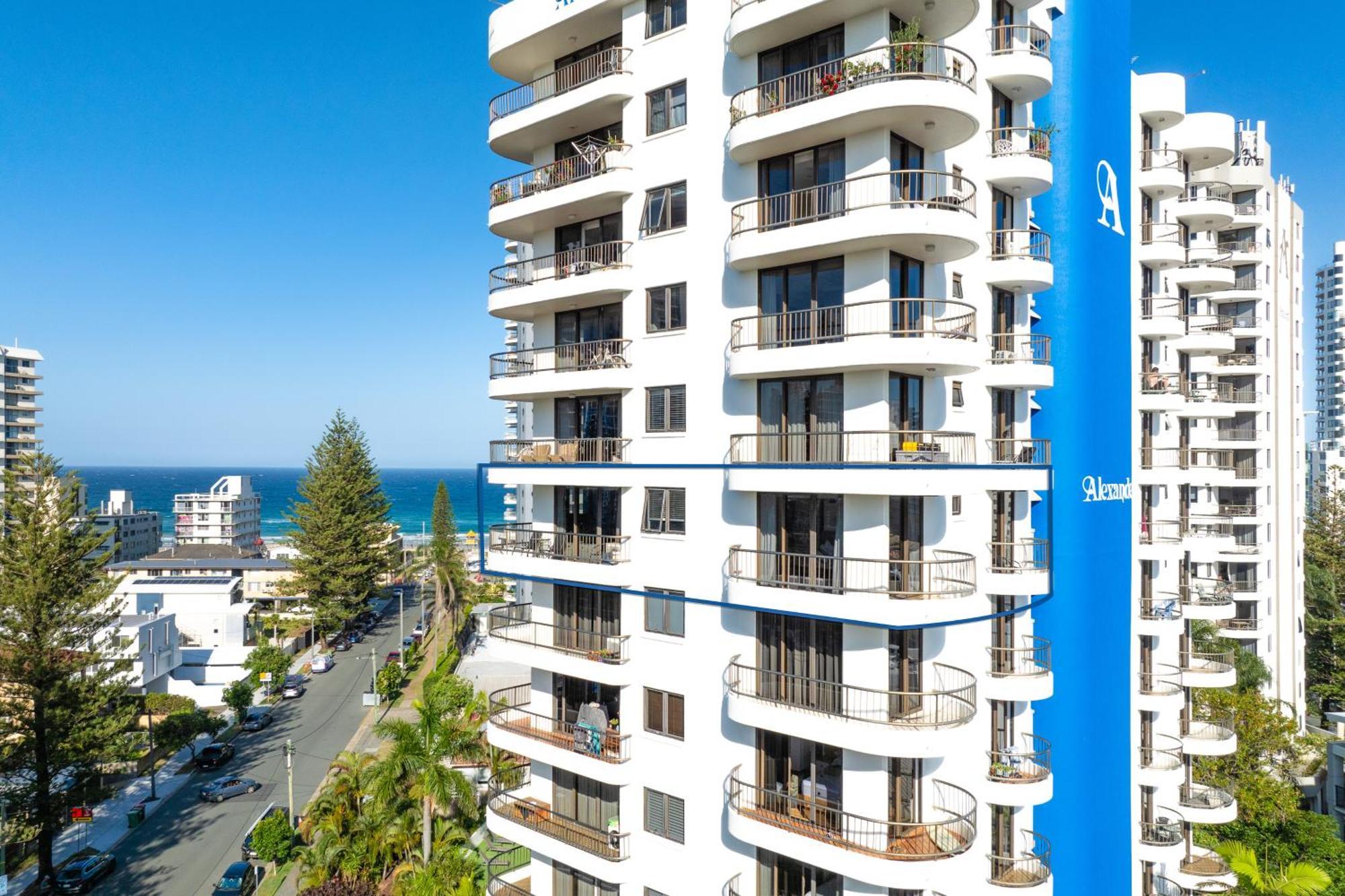 Surfers Paradise Entire Apartment Gold Coast